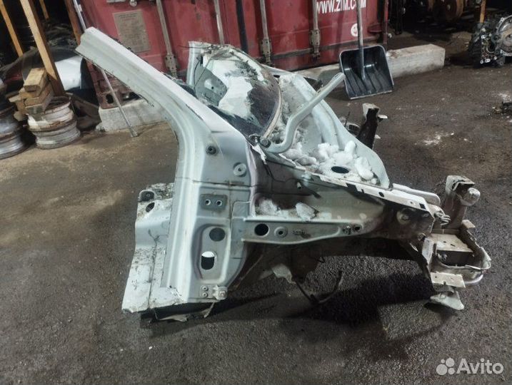 Четверть передний правый Citroen C-Elysee седан