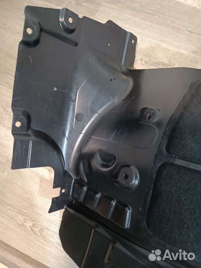 Подкрылок передний правый BMW X7 G07