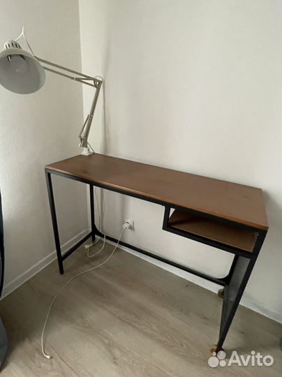 Стол для ноутбука IKEA