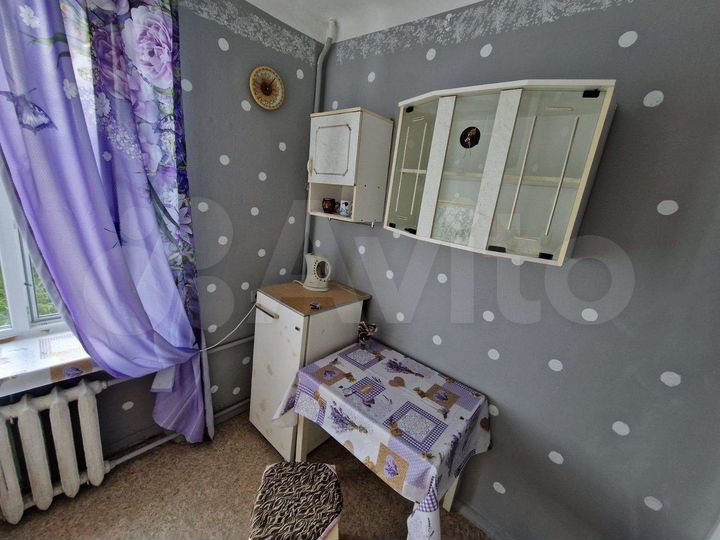 2-к. квартира, 47 м², 3/3 эт.