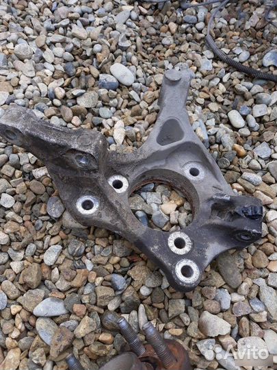 Передняя цапфа Chevrolet Cruze