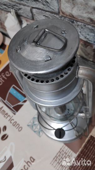 Керосиновая лампа летучая мышь