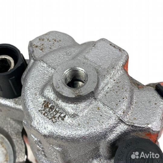 Суппорт тормозной BMW 3-series 5 поколение (E), 2005 - 2013 задний правый