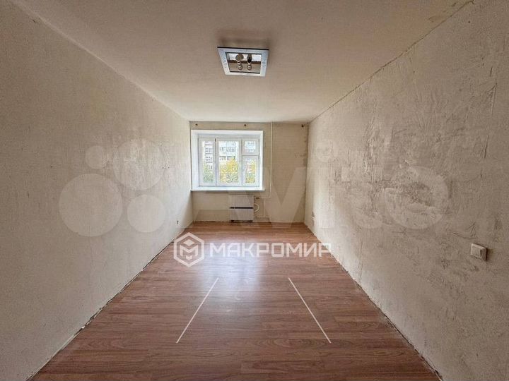 2-к. квартира, 52 м², 3/10 эт.