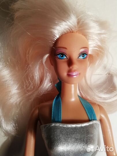 Кукла барби с одеждой