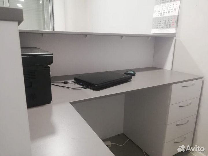 Стойка ресепшн