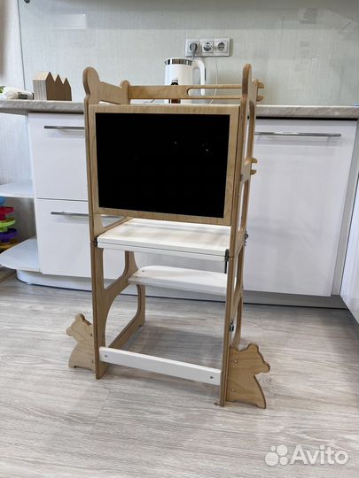 Башня помощника Монтессори