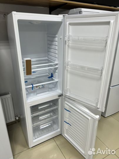 Холодильник Kraft KF-DF205W