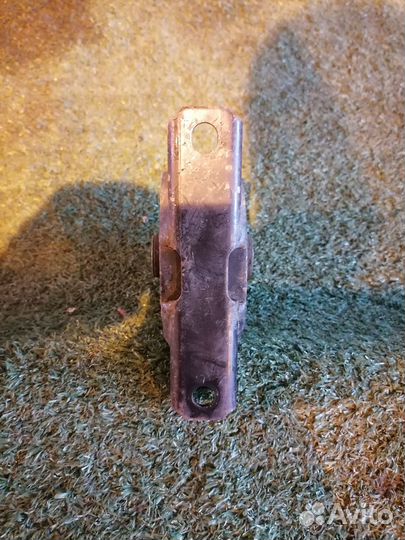 Опора двигателя (подушка двс) задняя 30611143 Volv