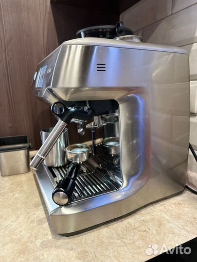 Кофемашина bork c807