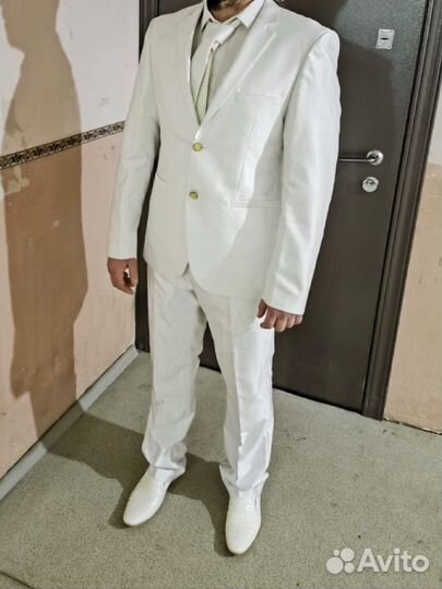 Костюм мужской