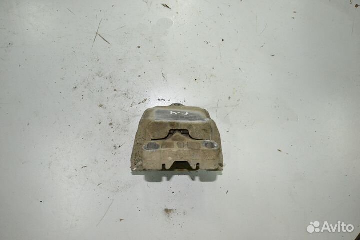 Опора двигателя левая skoda octavia golf 4