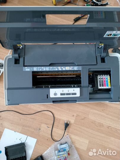 Принтер Epson r1900 Epson t1100