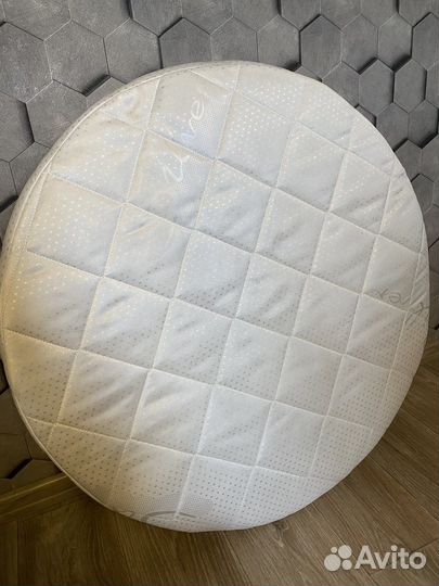 Матрас в круглую кроватку