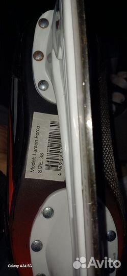 Коньки хоккейные