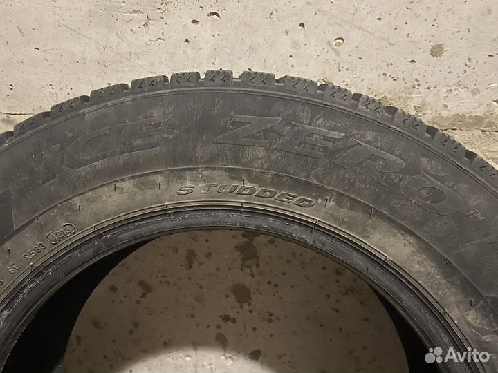 Pirelli Ice Zero 225/65 R17 106T