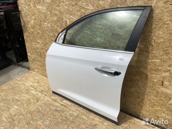 Дверь водительская Hyundai Tucson 3