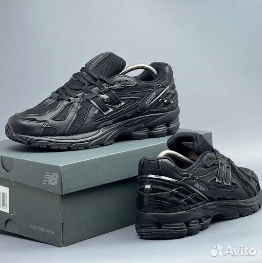 Стильные кроссовки New Balance 1906