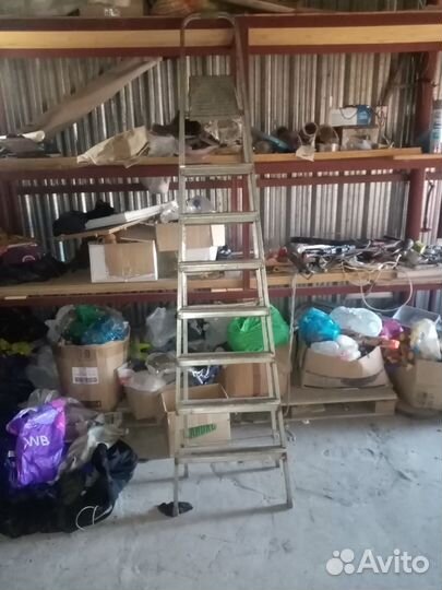 Продам лестницу стремянную