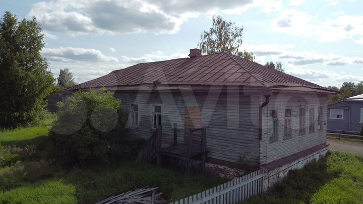 Дом 274,3 м² на участке 15 сот.