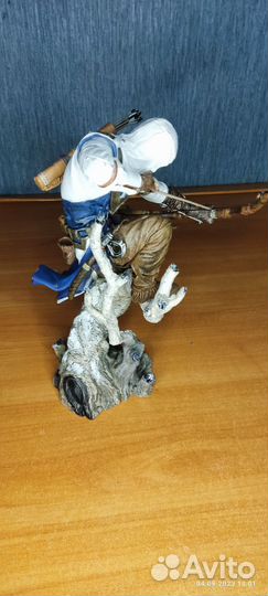Коллекционная фигурка
