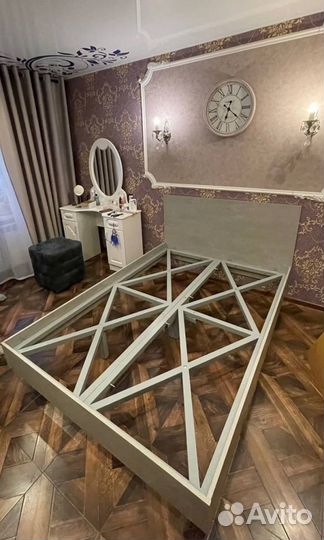 Парящие кровати в наличии