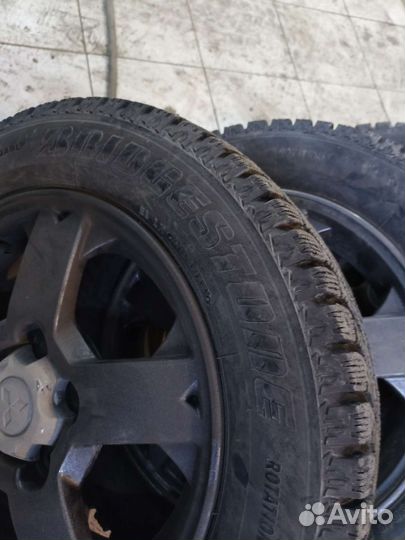 Bridgestone Ice Cruiser 7000 185/65 R15