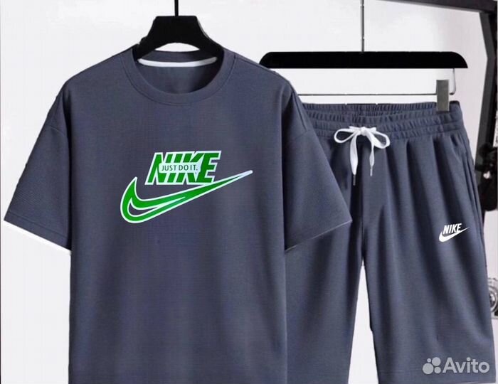 Летний костюм шорты и футболка Nike