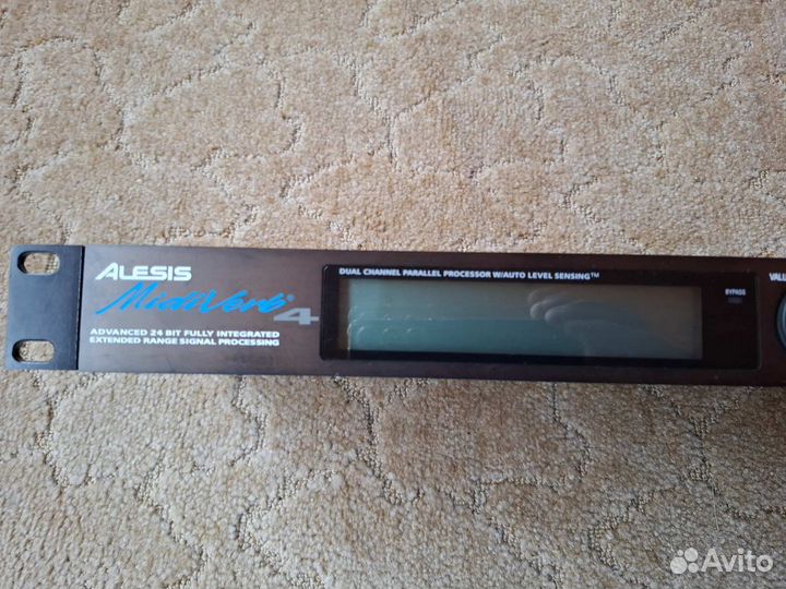 Alesis midiverb 4