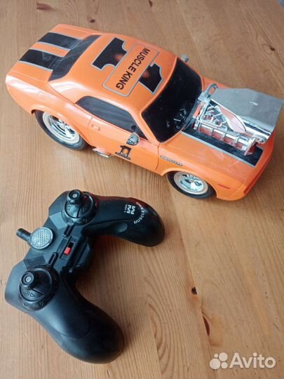 Радио управляемая машинка