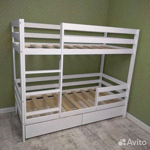 Кровать из массива двухъярусная 