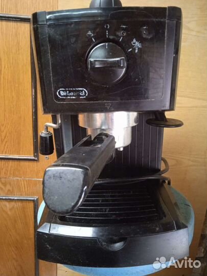 Кофемашина delonghi