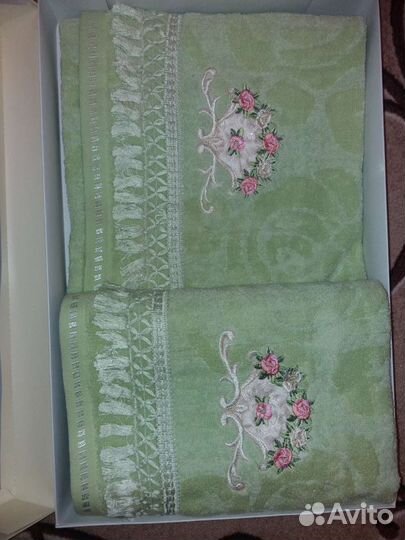 Махровые полотенца новые