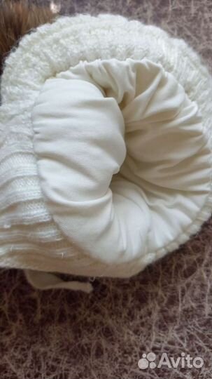 Шапка зимняя,натуральный помпон