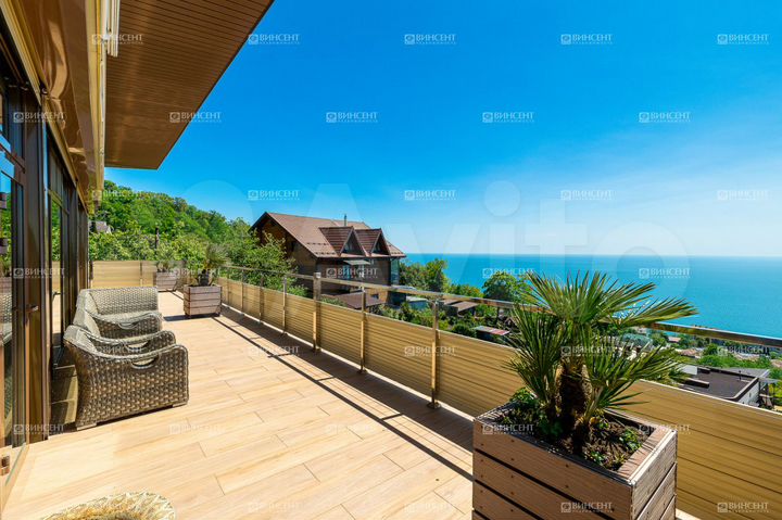 Дом 250 м² на участке 6 сот.