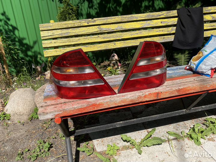 Задние фонари на мерседес на w 220