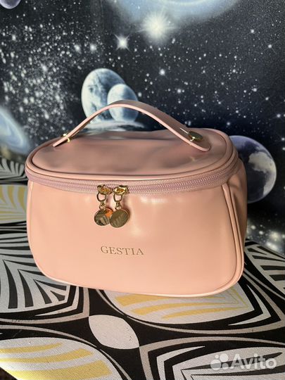 Косметичка