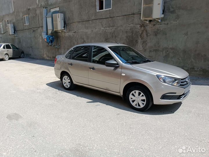 LADA Granta 1.6 МТ, 2019, 56 000 км