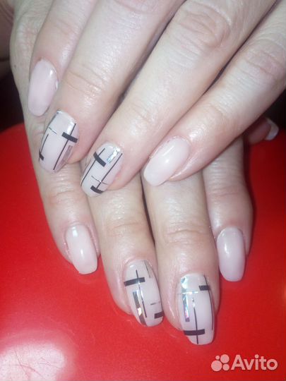 Маникюр, Педикюр