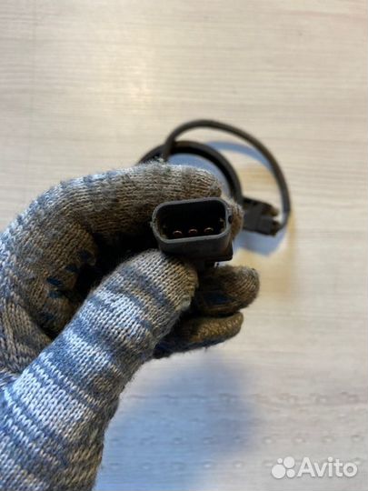 Датчик положения коленвала Chevrolet Aveo T300