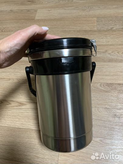 Термос Амет с тремя порционными сосудами для пищи