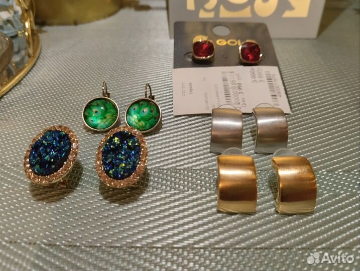 Новые серьги, броши и др
