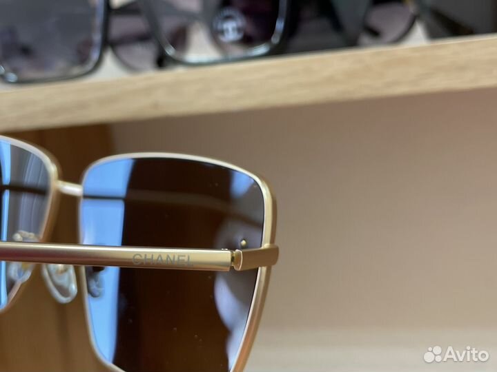 Солнцезащитные очки