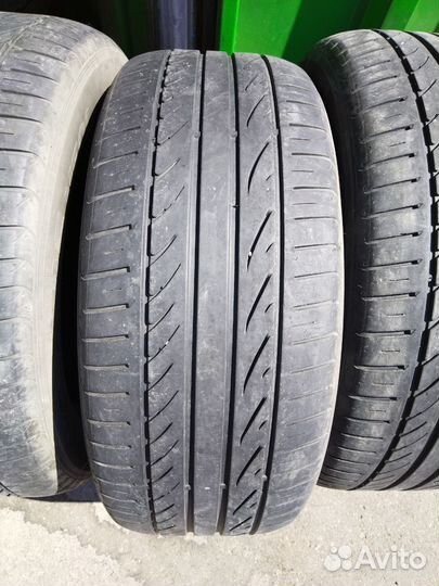 Hankook Ventus ME01 K114 235/55 R17 99W