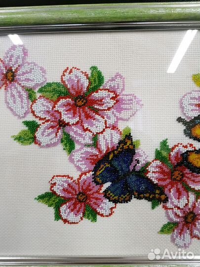 Картина из бисера ручной работы