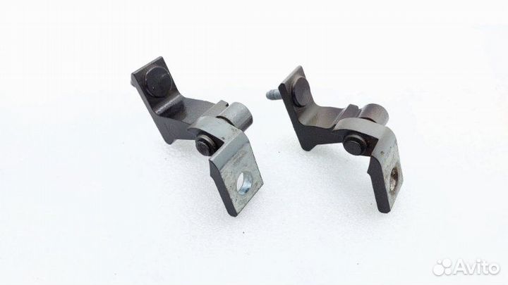 Б/У Петля двери Состояние отличное, оригинал