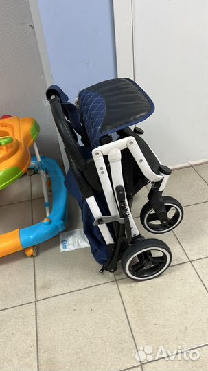 В арендy коляску