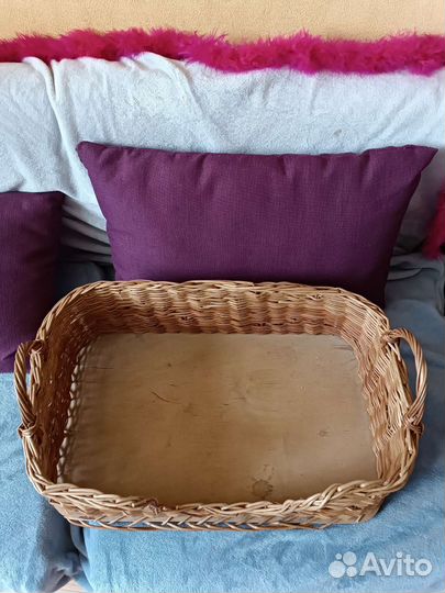 Плетеная лежанка