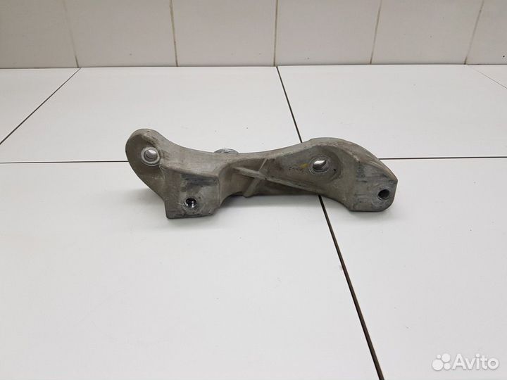 Кронштейн опоры двигателя правый (Haval F7)