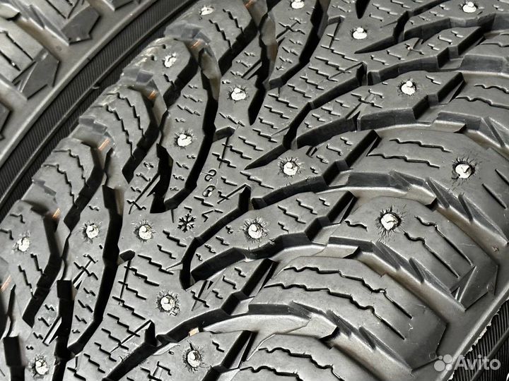 Nokian Tyres Hakkapeliitta 9 SUV 225/60 R17